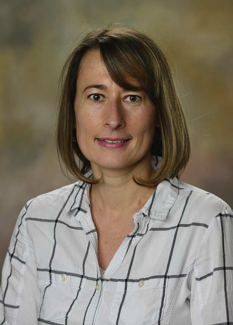 Dr. Joanna Sztuba-Solinska
