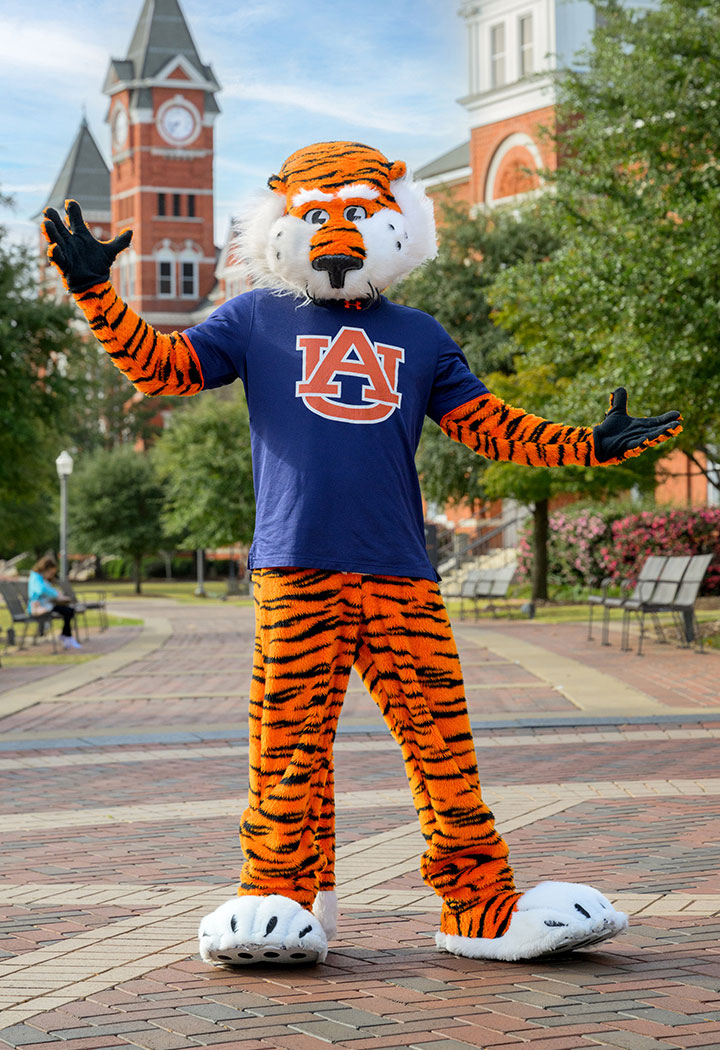 Aubie stands for a photo
